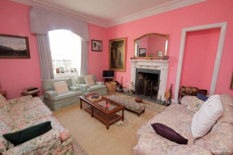 Breathtaking Farmhouse Steading Development with Thriving Holiday Let Business in Balfron Stirling Photo 10