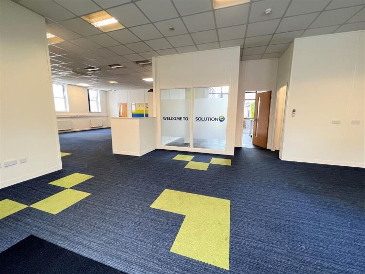 Bristol Freehold Site with Consent for Residential and Office Space Development Photo 10