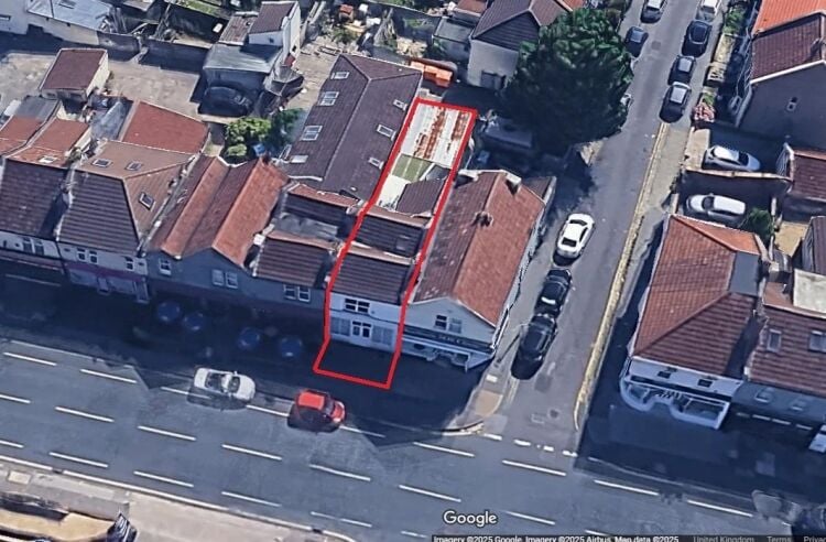 Prime 2-Storey Commercial Property on Gloucester Road, Bristol, Available for Sale Photo 10