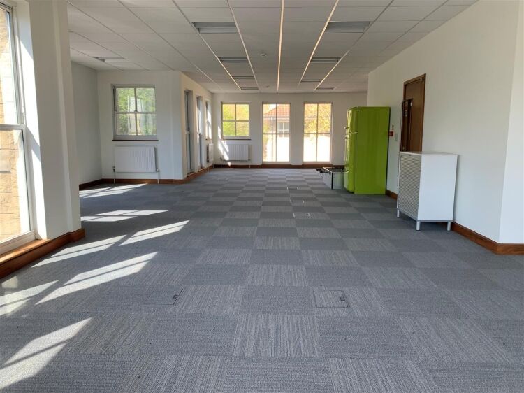 Impressive 5,975 sq ft office headquarters with 17 parking spaces in Almondsbury Business Park Photo 10