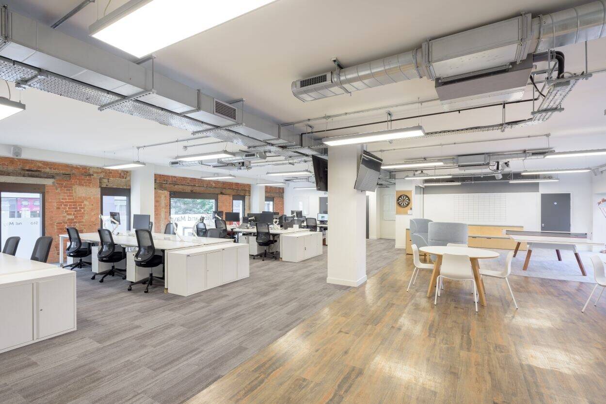 Premium Fully Fitted Office Available to Sublet in Reading Town Centre Steps from the Station Photo 10