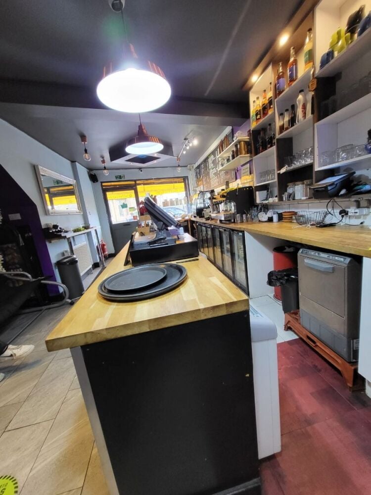 Cafe and restaurant business for sale in Leytonstone London with spacious seating and growth potenti Photo 10