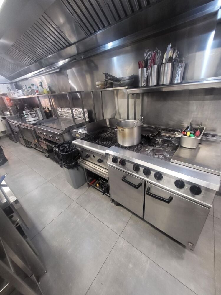CAFE & BISTRO BUSINESS FOR SALE IN NORTH LONDON WITH CS0686 Photo 10