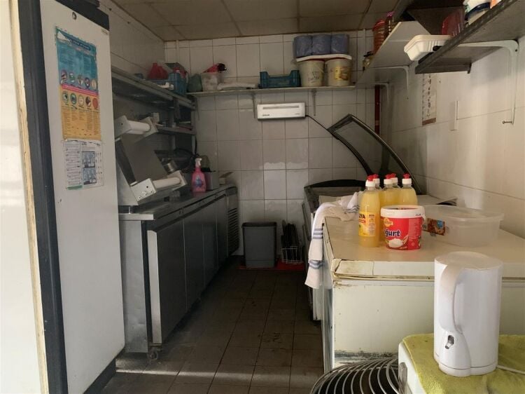 Commercial property in Bristol with 647 sq ft of customer space, kitchen, and parking available. Photo 10