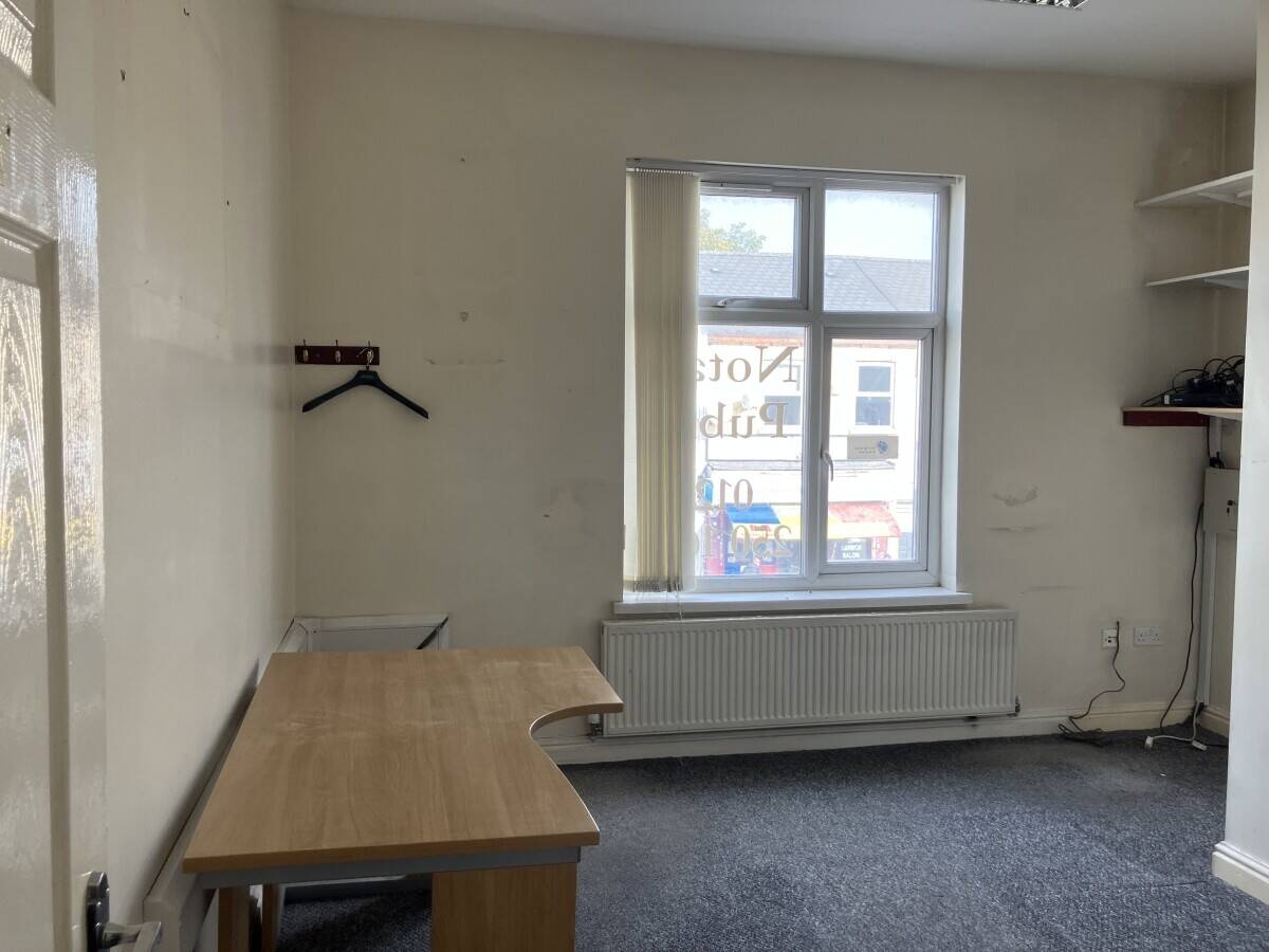 Retail/Office Space Available on Busy Soho Road in Handsworth, Birmingham Photo 10