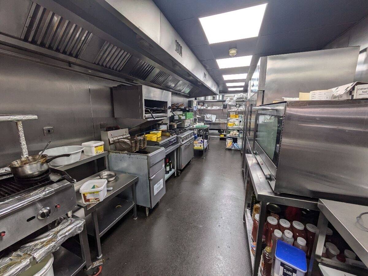 Two-storey restaurant for sale in prime location of Cardiff Town Photo 10