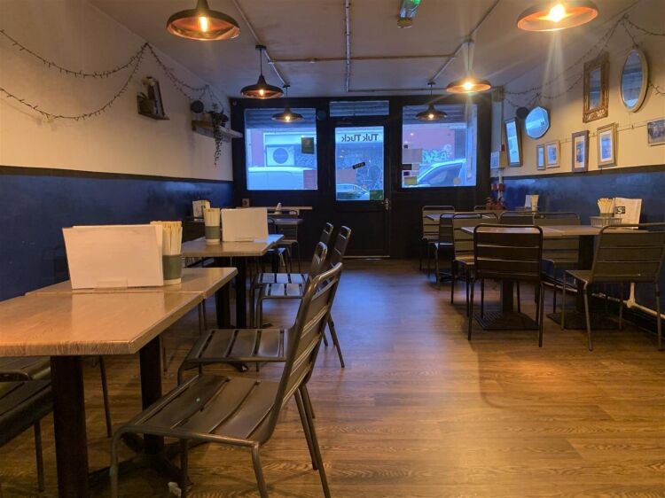 Ground floor restaurant café for sale in Bristol with basement storage and city centre access Photo 10
