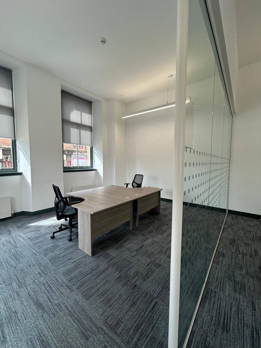 Versatile Workspace Available in Parkhead Glasgow with Utilities Included and Free On-Site Parking Photo 10