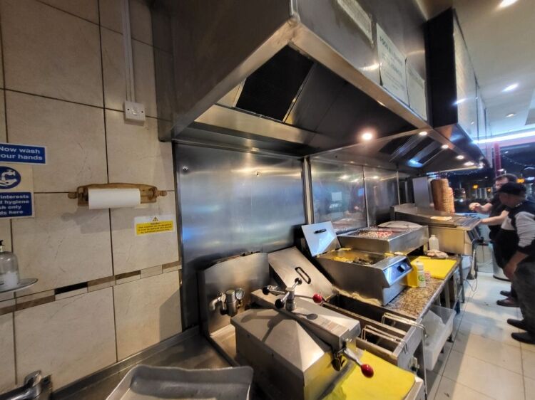 Very Long Running Fried Chicken and Kebab shop Business for Sale in Crouch End/ North London: with REF: CS0781 Photo 10
