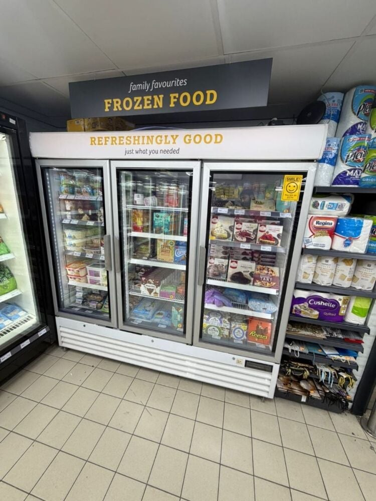 CONVENIENCE STORE/ OFF-LICENSE BUSINESS FOR SALE EAST LONDON With Ref: CS0792 Photo 10