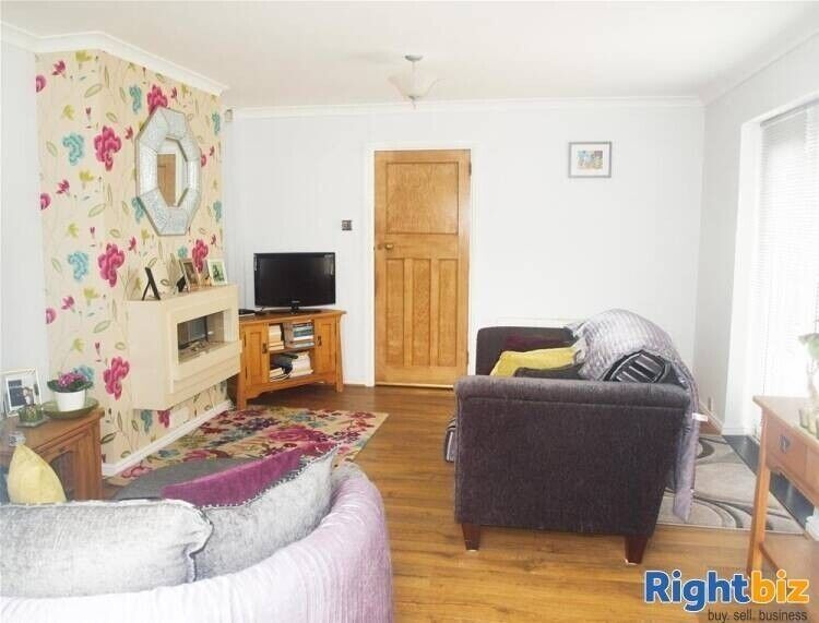 Detached 3-Bedroom Property with Established Cattery for Sale in Staffordshire Photo 10