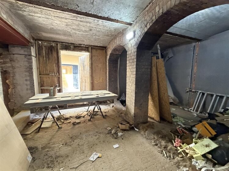 Two undeveloped commercial units for sale in The General, Bristol, totaling 1,958 ft² Photo 10