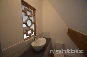 Stunning Victorian Property with HMO, Flats and Commercial Unit in Birmingham Photo 10