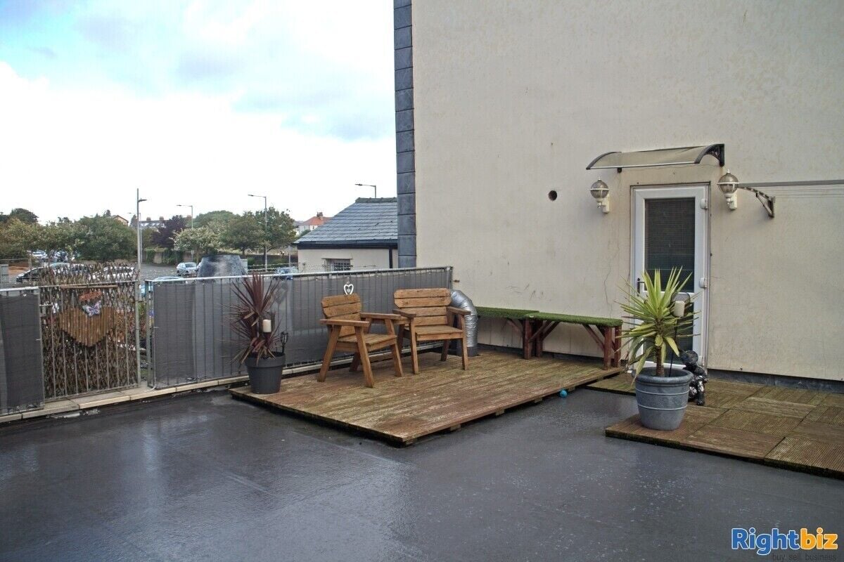 Excellent Town Centre Pub in Rhyl, Denbighshire with Apartments and Trade Gardens Photo 10