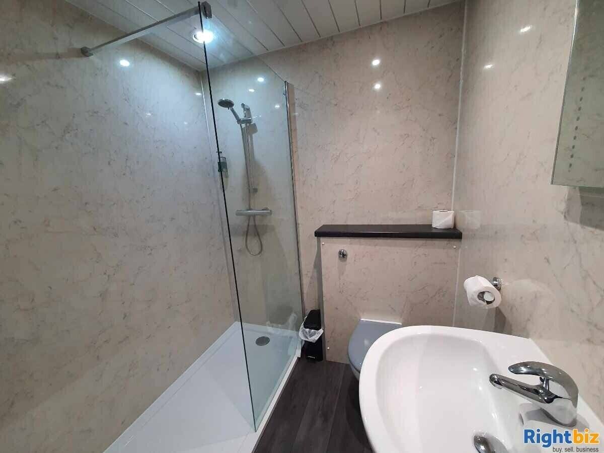17-Bedroom Hotel and 5 Self-Contained Apartments in Desirable Newquay Cornwall Photo 10