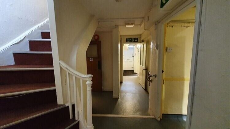 Prime Auction Lot - Former Magazine Offices at 31 High Street, Stalbridge, Dorset For Sale Photo 11