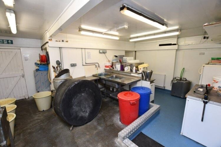 Southwold's Popular Fish & Chip Shop on High Street for Sale Photo 11