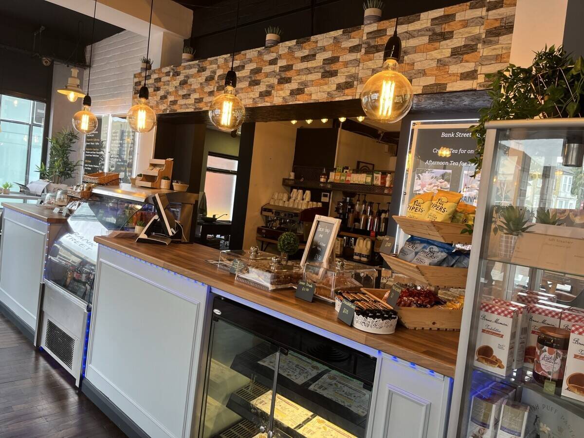 Fully Equipped, Family-Run Café / Restaurant Available for Lease in Ashford, Kent Photo 11