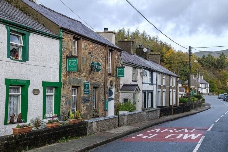 Charming Bed & Breakfast in Heart of Snowdonia National Park, Ideal for Outdoor Enthusiasts Photo 11