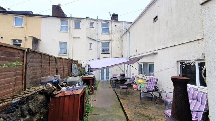 Bid on Promising Mixed-Use Investment Property, Centrally Located in Newton Abbot, Near Railway Sta Photo 11