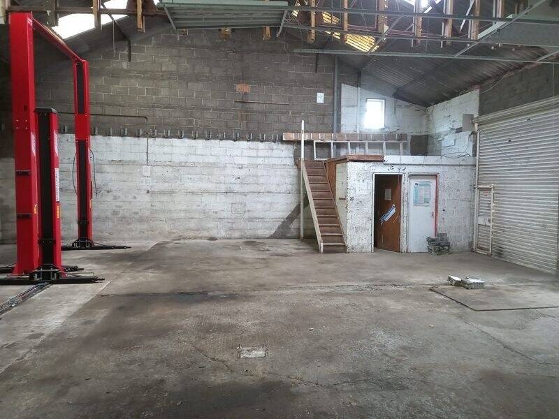 Spacious Workshop Space in Huntington, York Available for Rent or Sale Photo 11
