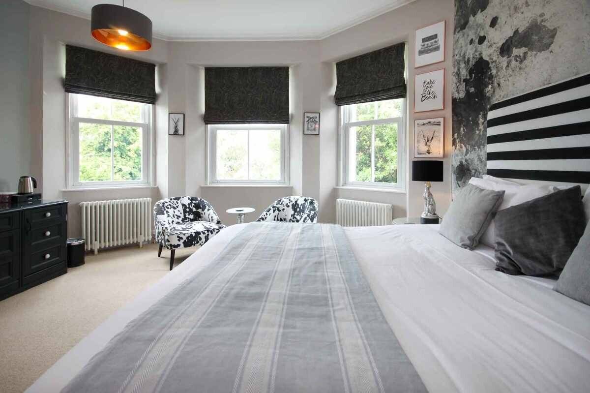 Turnkey Opportunity: Luxurious 5-Star Guest House in Tranquil Torquay Devon Photo 11