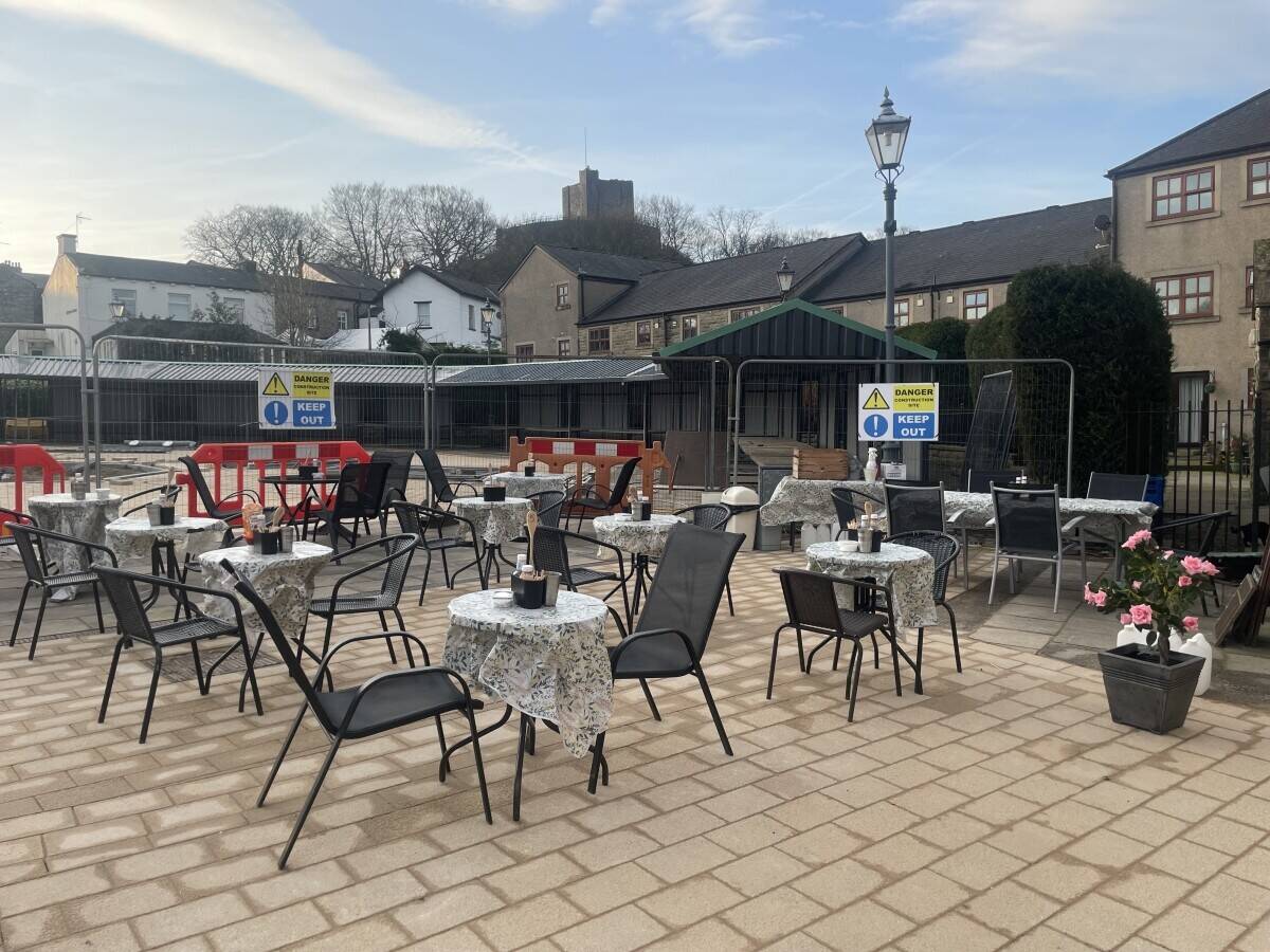 Prime Location Horsebox Café with Complete Equipment in Clitheroe Lancashire for Sale Photo 11