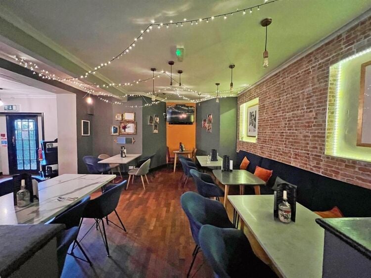 Prime Restaurant and Bar Lease Opportunity on Bristol's Whiteladies Road Photo 11