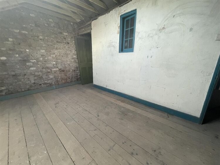 Bristol Office Building with Conversion Potential and Stunning Views for Sale Photo 11