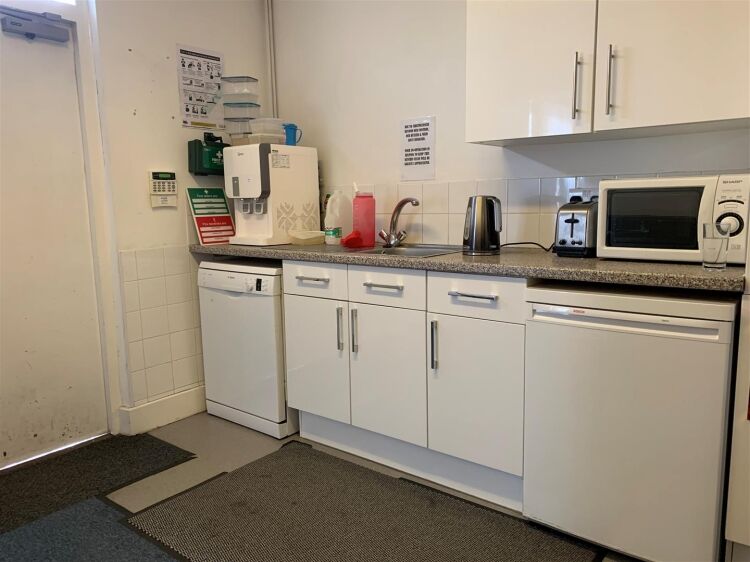 ***short term lease available*** Photo 11