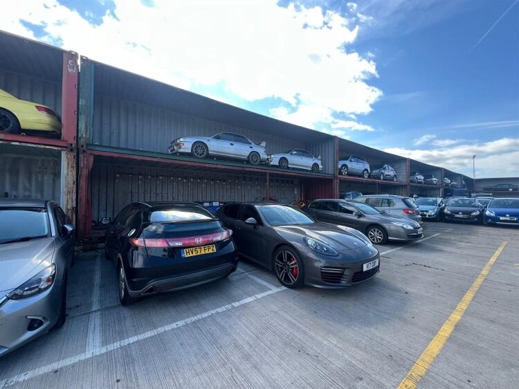 Spacious Industrial Unit With Modern Amenities in Bristol, Ideal for Multiple Uses Photo 11
