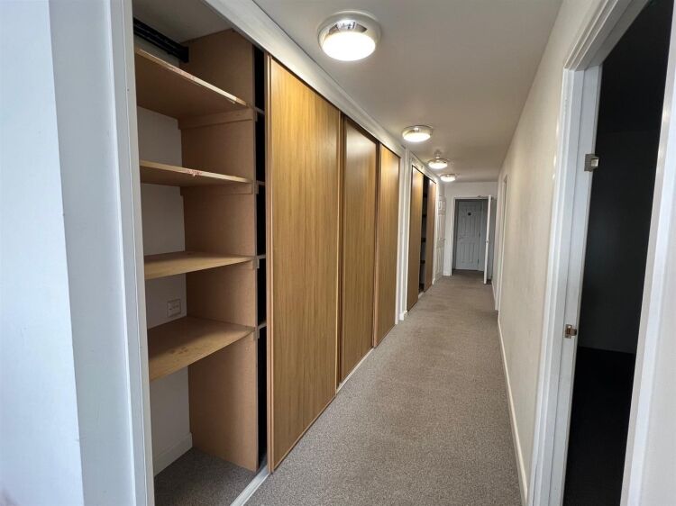 Professional Film and Photography Studio with Office Facilities for Rent in Bristol Photo 11
