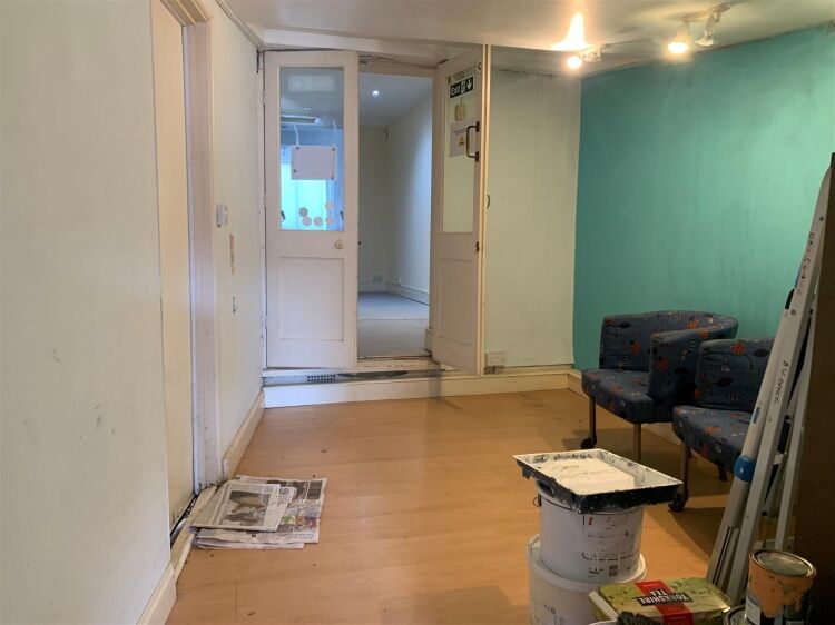 Prime 2-Storey Commercial Property on Gloucester Road, Bristol, Available for Sale Photo 11