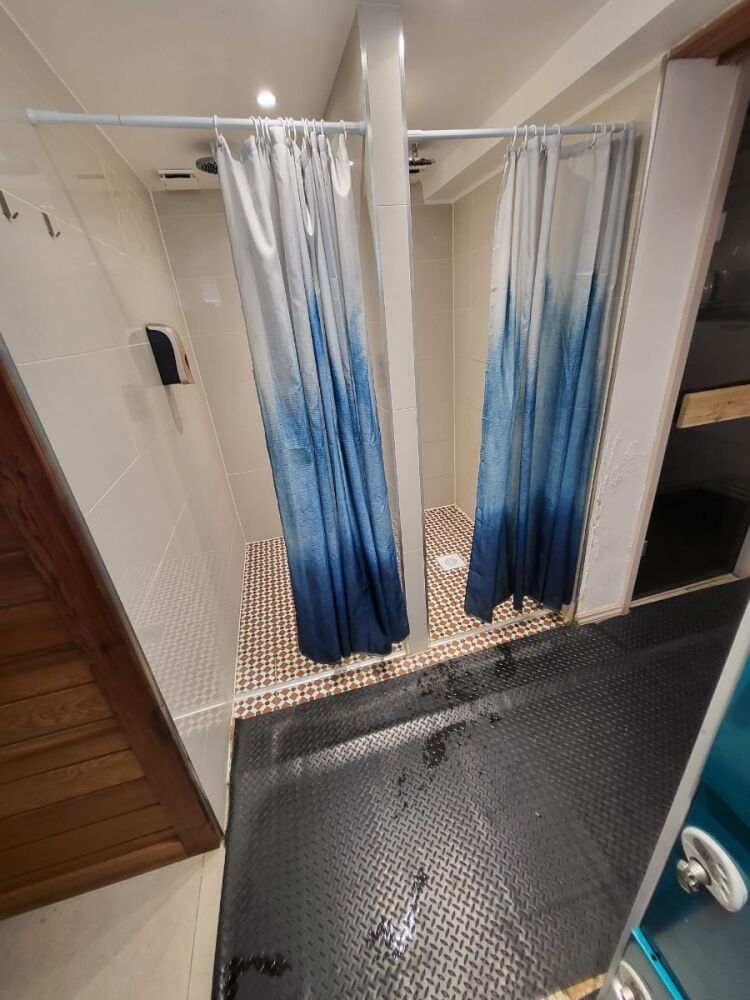 Spa Business for Sale in Wembley, London with High Foot Traffic and Modern Amenities Photo 11