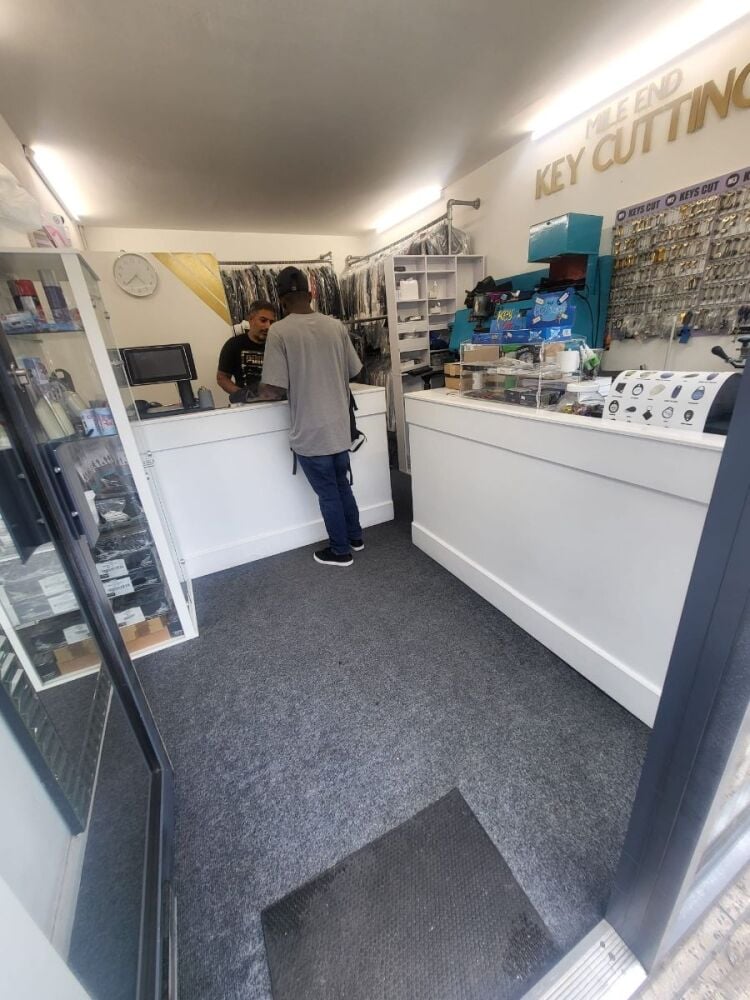 COFFEE SHOP, FAST FOOD & DRY CLEANERS BUSINESS FOR SALE IN EAST LONDON WITH REF CS0665 Photo 11