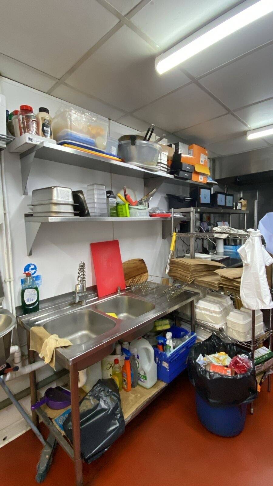 Cloud kitchen for sale in Whitechapel London, fully fitted and ready for new ownership Photo 11