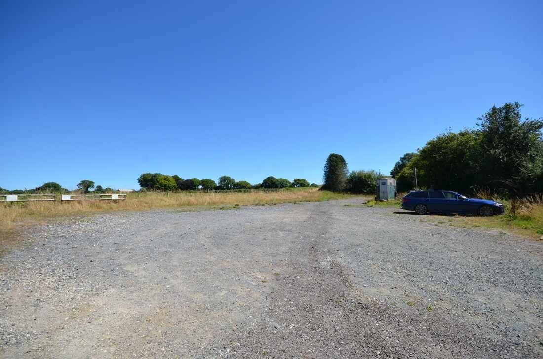 Smallholding with 8 Bedrooms and Development Potential in Tavistock Devon Photo 11