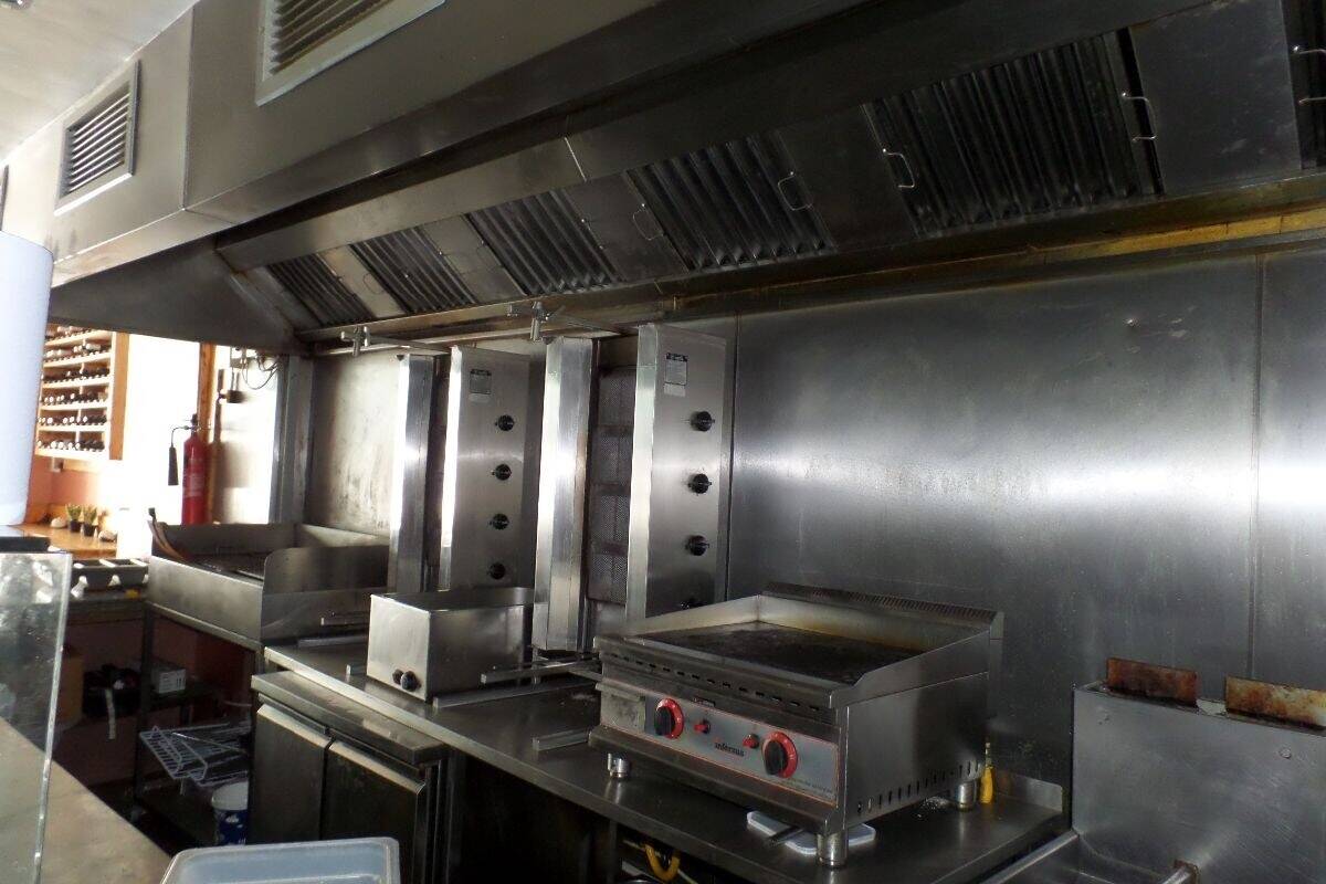 A3 Licensed Restaurant Available on Sought After Wellfield Road, Cardiff Photo 11