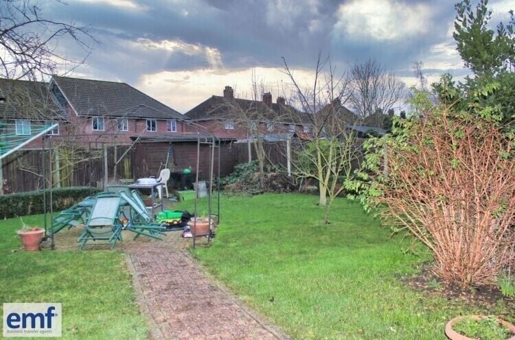Spacious Freehold Property with Fish & Chip Shop, Flat, and Let Unit in Beccles, Suffolk Photo 11