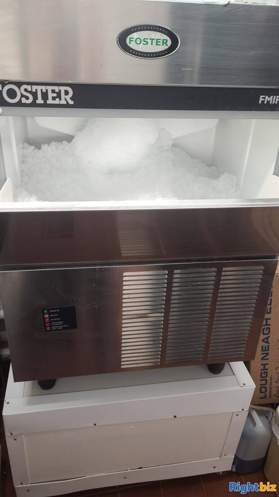 Prime Commercial Fishmonger/Butcher Shop in Waltham Abbey Essex, High Footfall, Excellent Growth Pot Photo 11