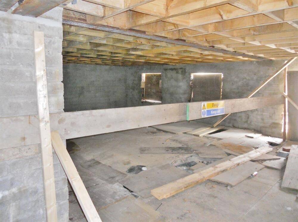 Prime Freehold Development Property in Cardiff Town with Approved Planning Photo 12