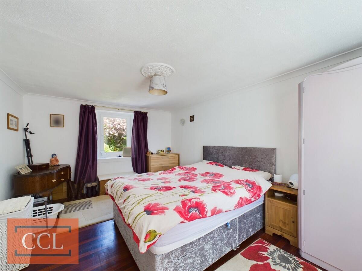 Charming 3-Bedroom Granite House with Advanced Kennel Facility in Lumphanan Aberdeenshire Photo 12