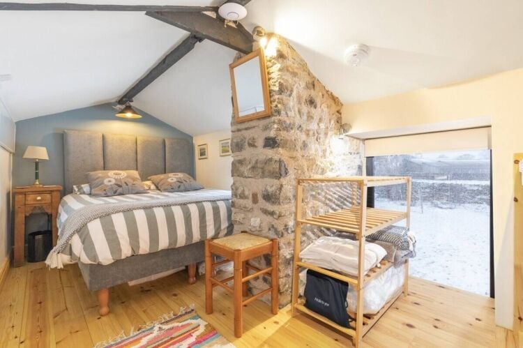 18th Century Luxury B&B, Detached Cottage, and Paddock in North Yorkshire for Sale Photo 12