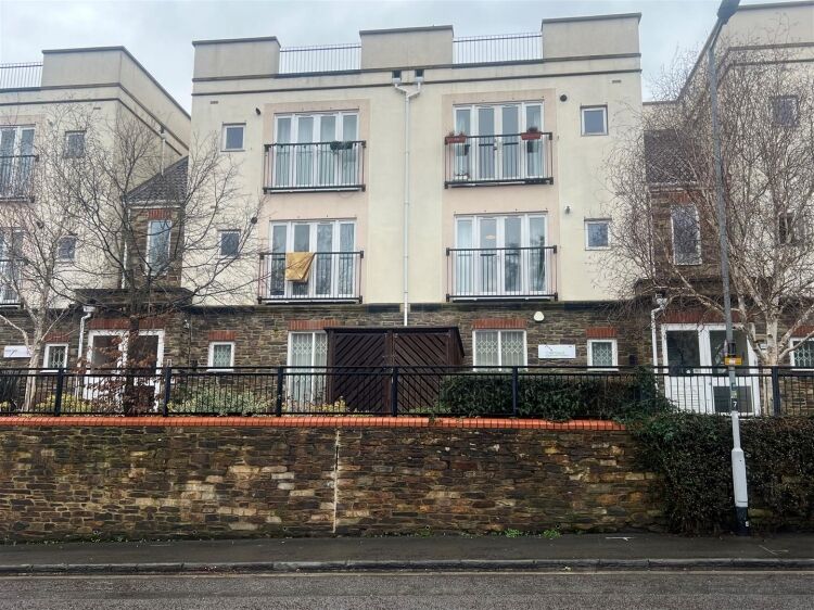 Double Fronted Office Space for Sale Near Montpelier Train Station in Bristol Photo 12