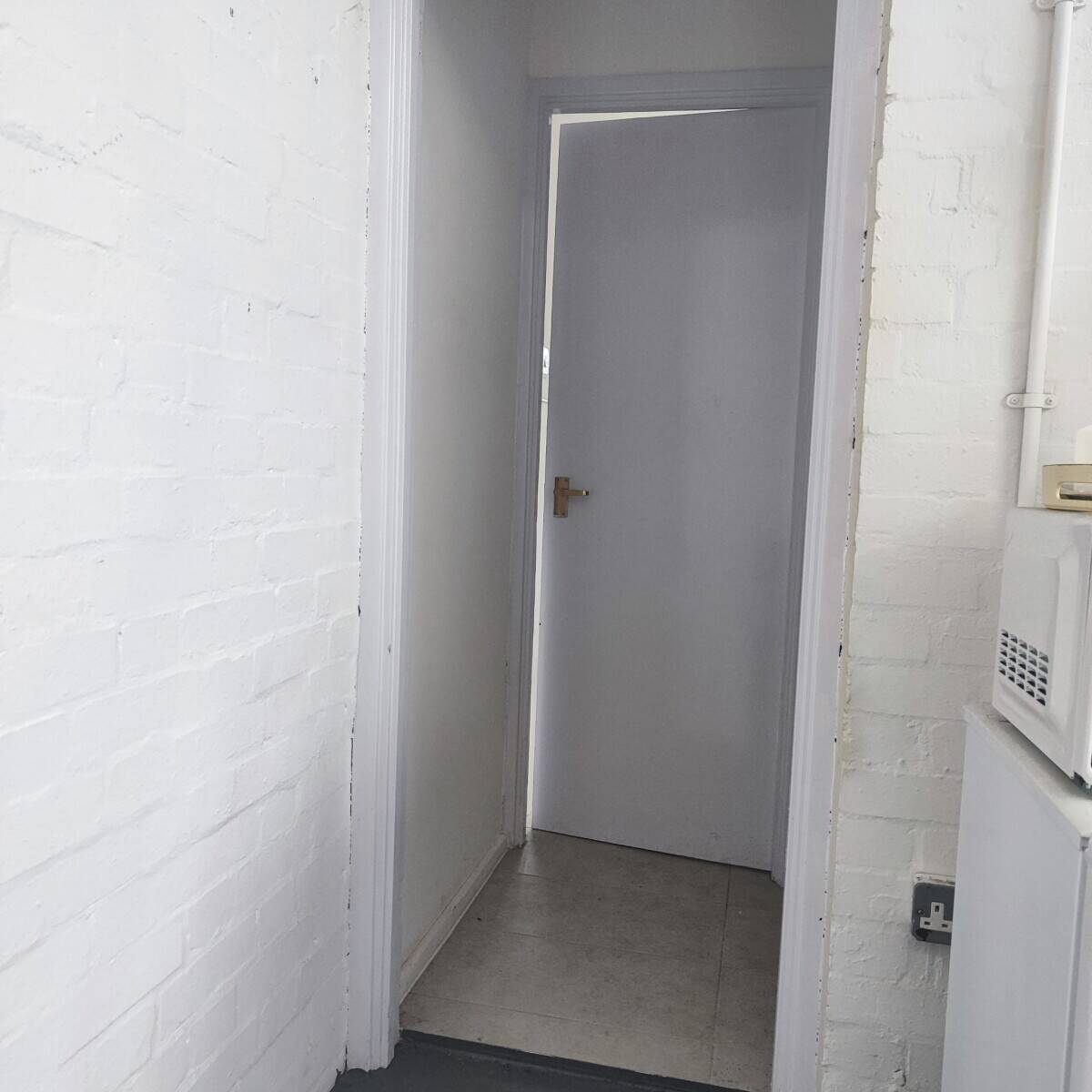 Cold Storage Warehouse for Sale in Harlow Ideal for Food and E-commerce Businesses Photo 11