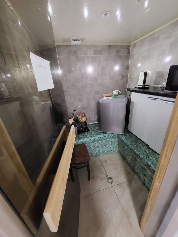 Spa Business for Sale in Wembley, London with High Foot Traffic and Modern Amenities Photo 12