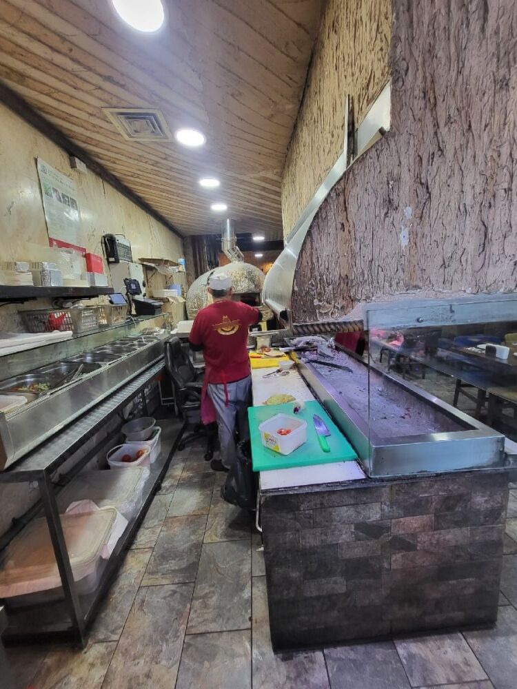 Mediterranean Restaurant and Takeaway for Sale in North London Photo 12