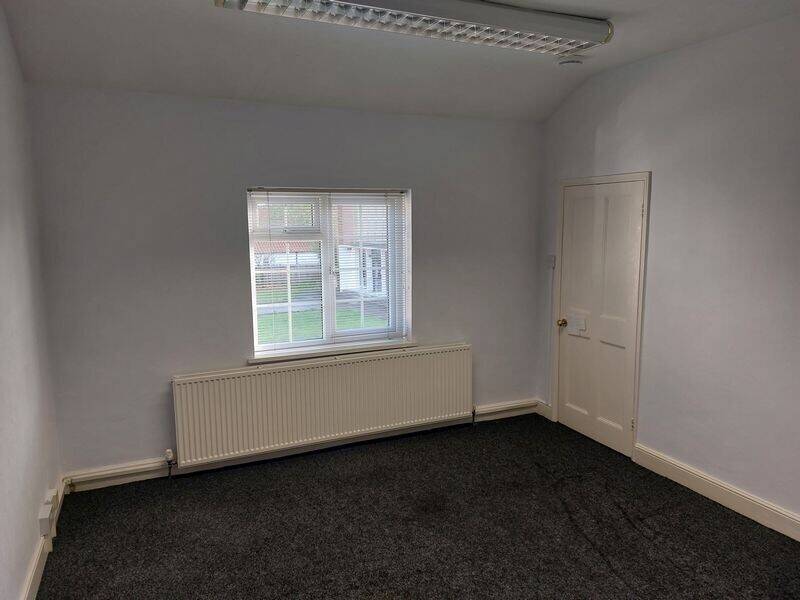 Office space for sale in Acomb York with potential for residential conversion and parking available Photo 12