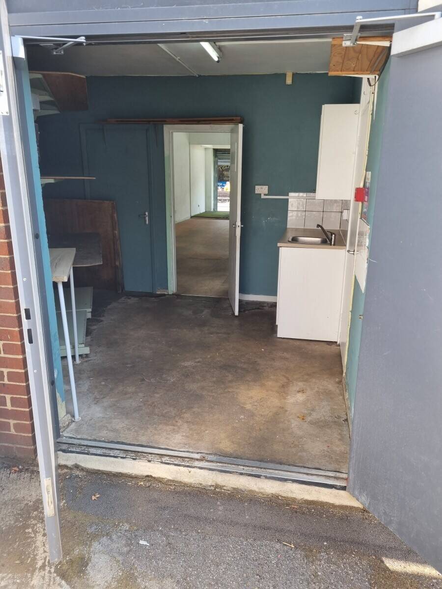 Vacant Shop For Sale in Sheerness High Street, Sheerness Kent Photo 12