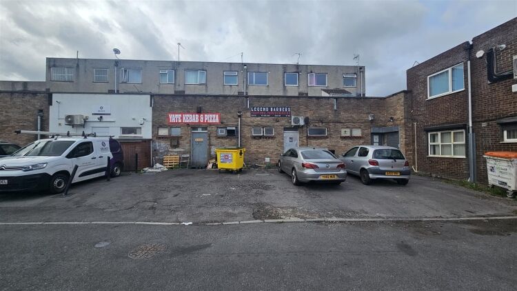 Commercial property in Bristol with 647 sq ft of customer space, kitchen, and parking available. Photo 12